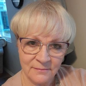 Meet your Posher, Beverley